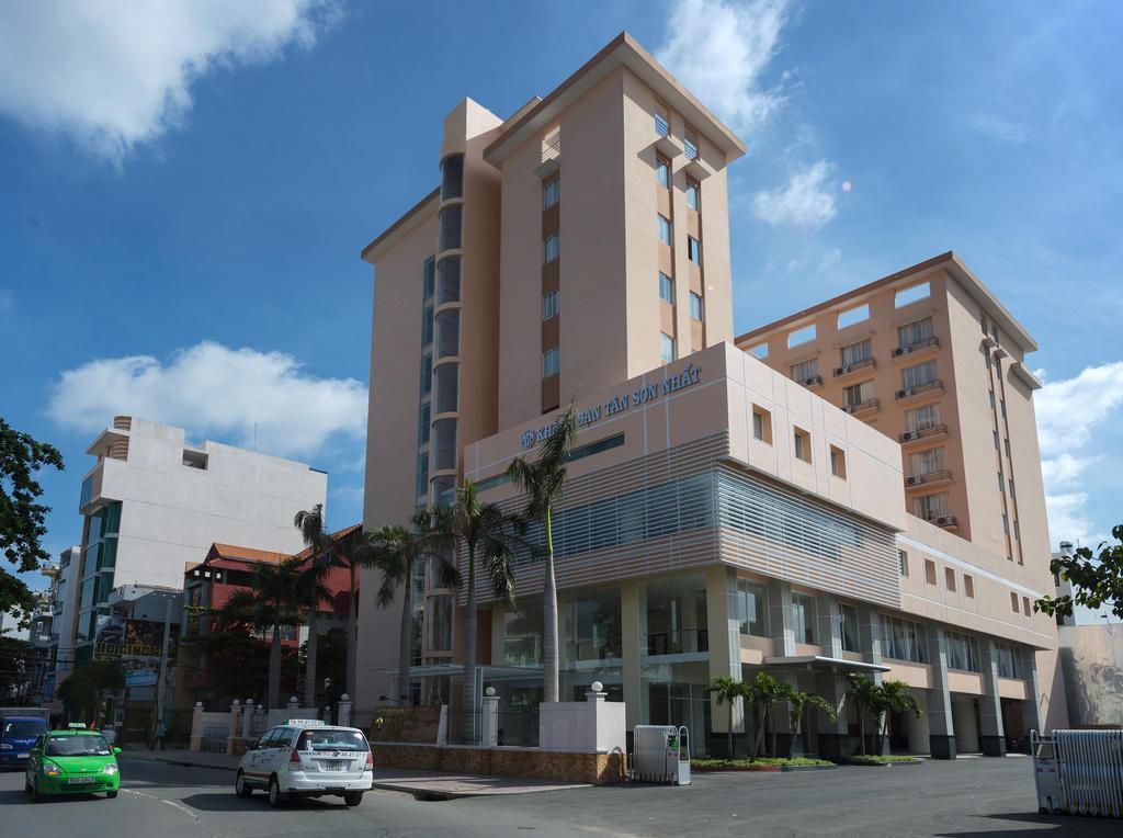 Отель Tan Son Nhat 3*