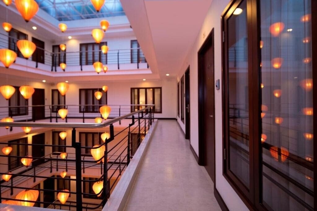 Vien Dong Hotel Saigon 3* суреті