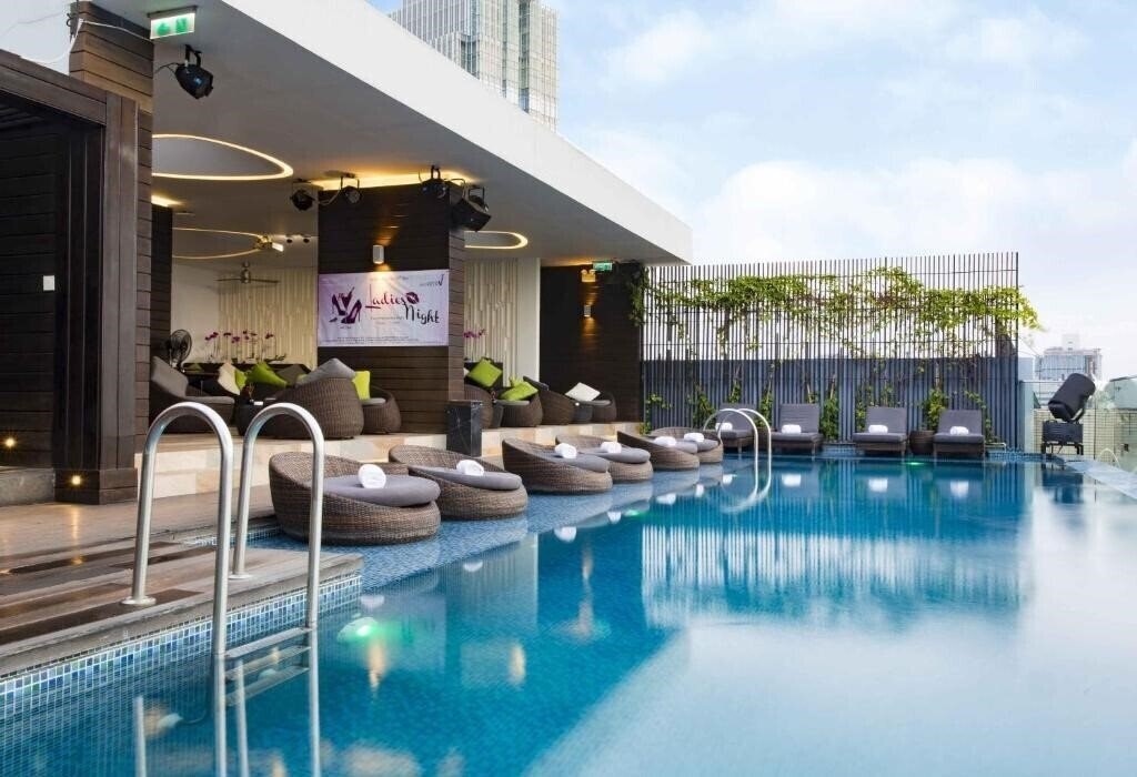 Liberty Central Saigon Riverside 4* суреті