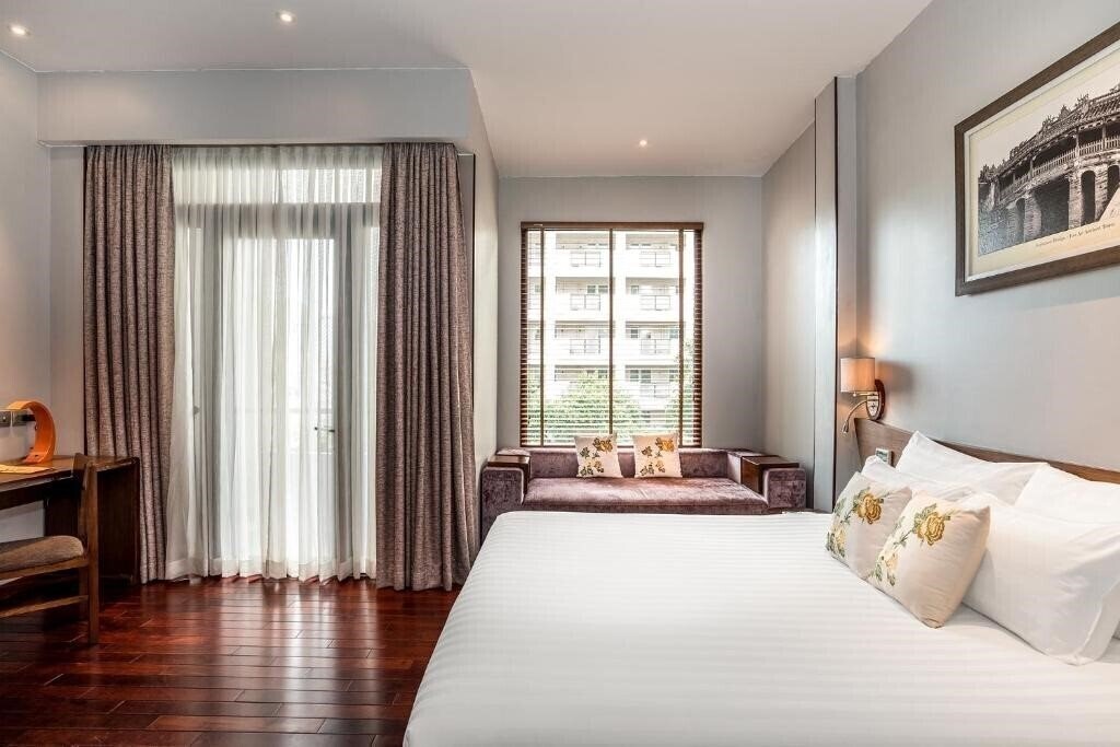 Silverland Sakyo Saigon 4* суреті