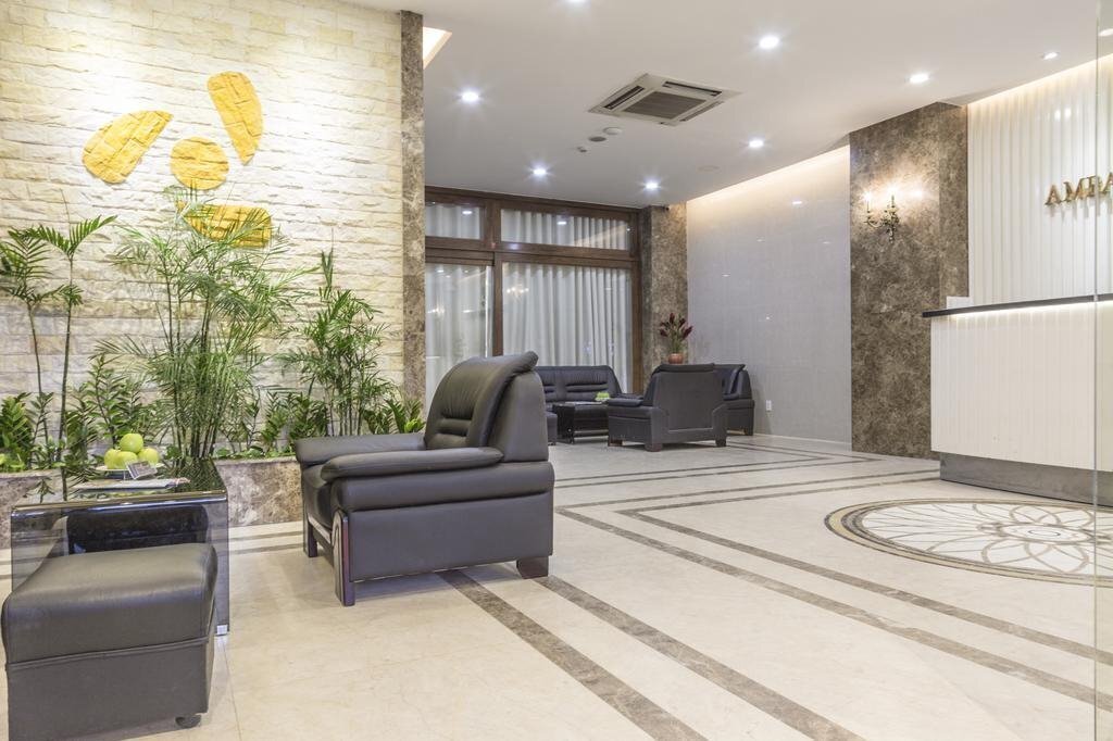 Ambassador Saigon Hotel 3* суреті