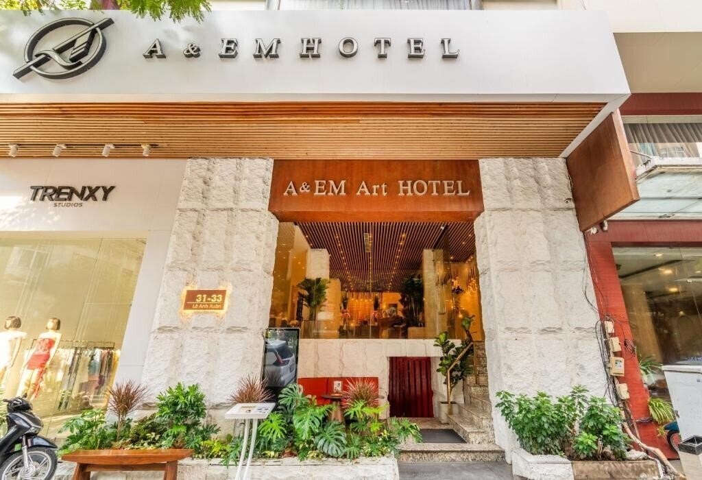 Отель A&Em Art Hotel (ex. Vina Terrace Hotel, Mifuki Hotel & SPA, Mifuki Boutique Hotel) 4*