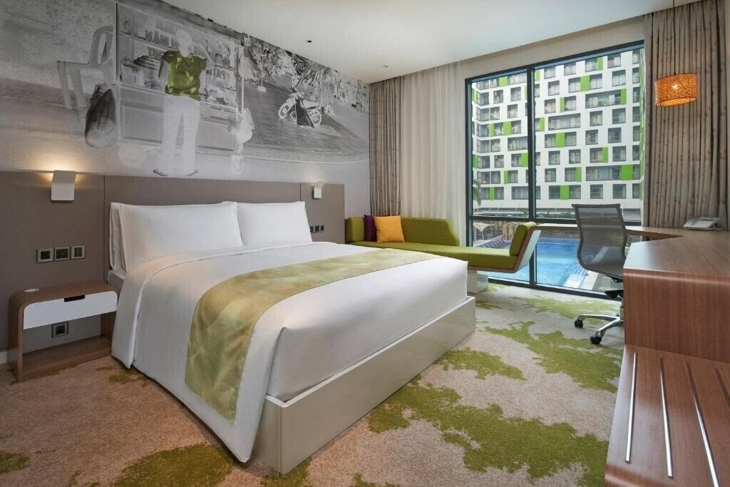 Holiday Inn & Suite Saigon Airport 5* суреті