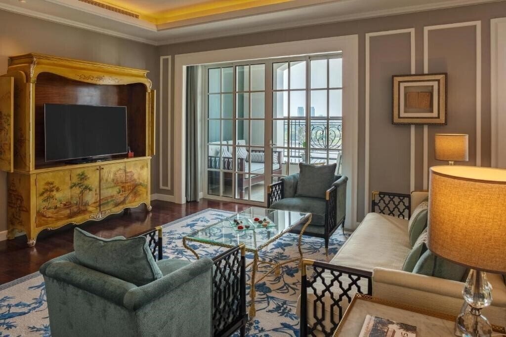 Mia Saigon Luxury Boutique Hotel 5* суреті