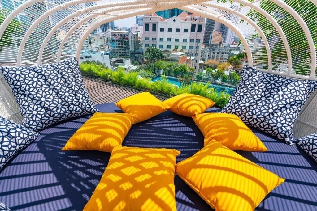 Au Lac Charner Hotel (ex. Silverland Charner) 4* суреті