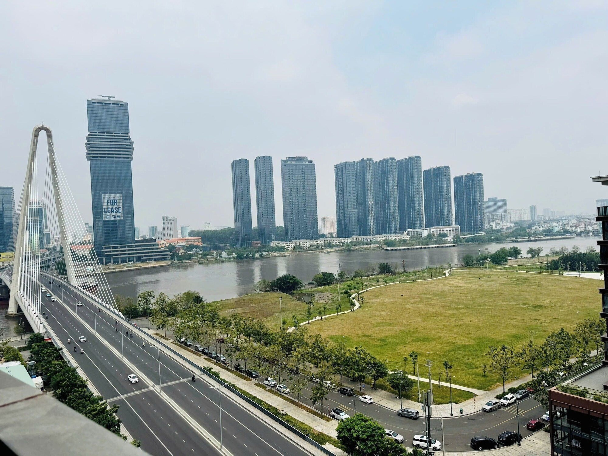 Картинка Bluesky Opera Luxury Ho Chi Minh City 5*