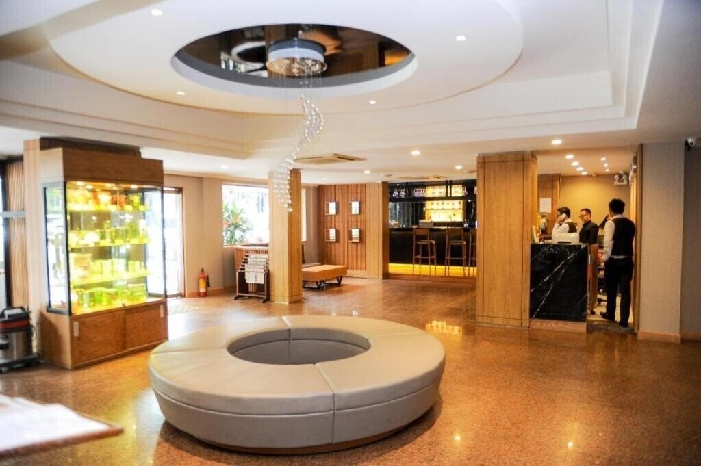 Отель Saigon Star 3*