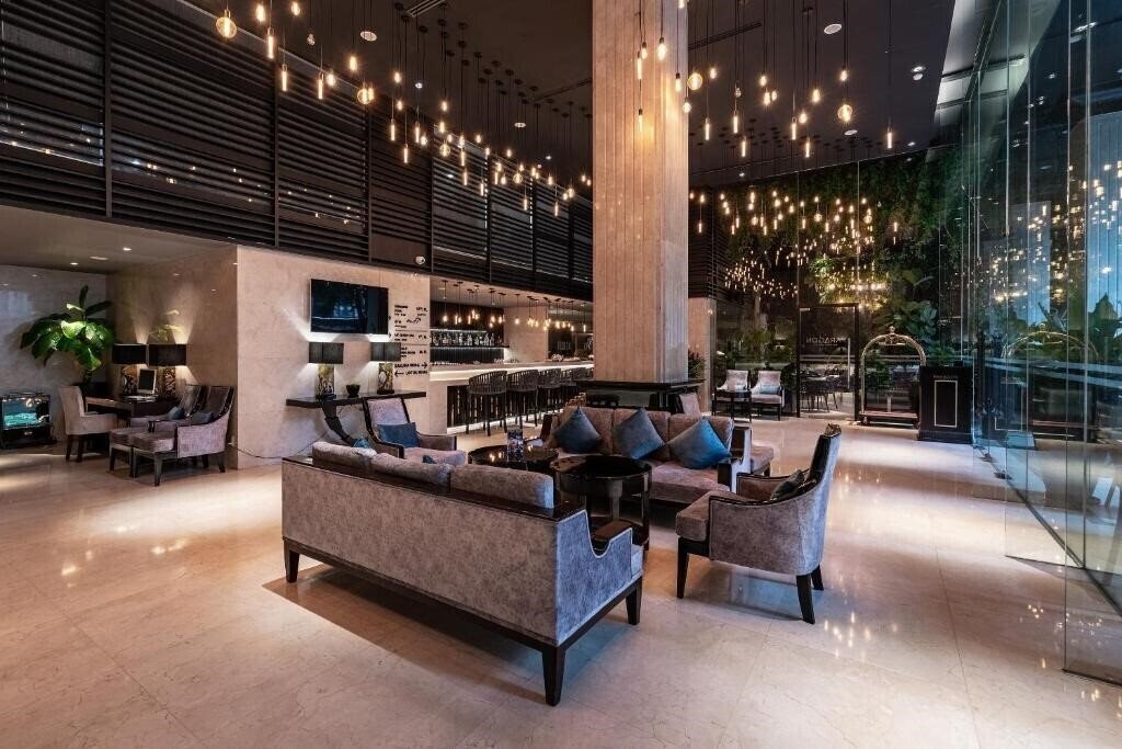 Royal Lotus Hotel Saigon 4* фотосуреті