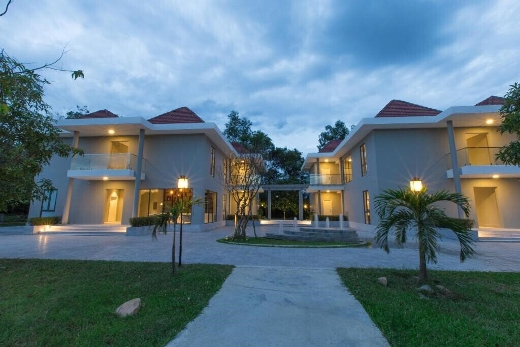 Alba Thanh Tan Hot Spring (ex. Alba Hot Springs Resort) 3* қонақ үйі