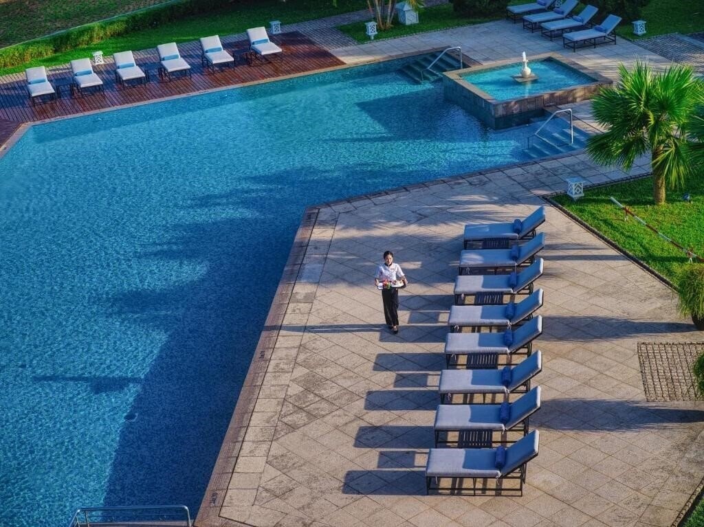 Отель Azerai La Residence Hue 5*