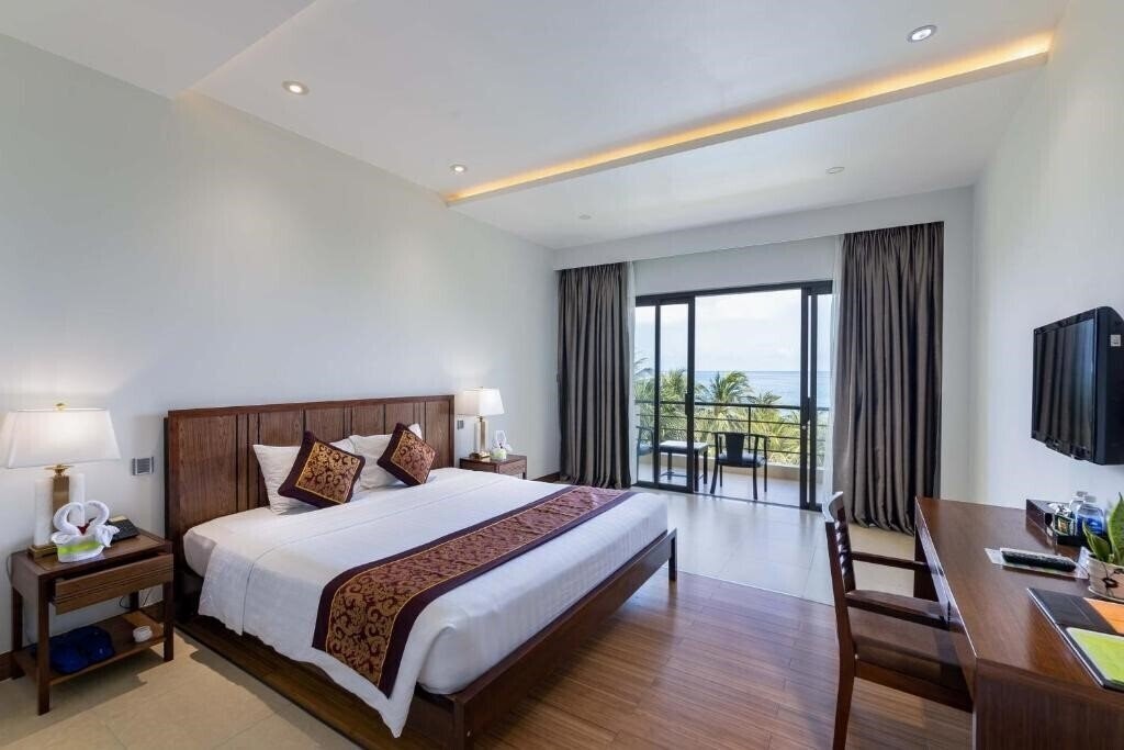 Фото Con Dao Resort 3*
