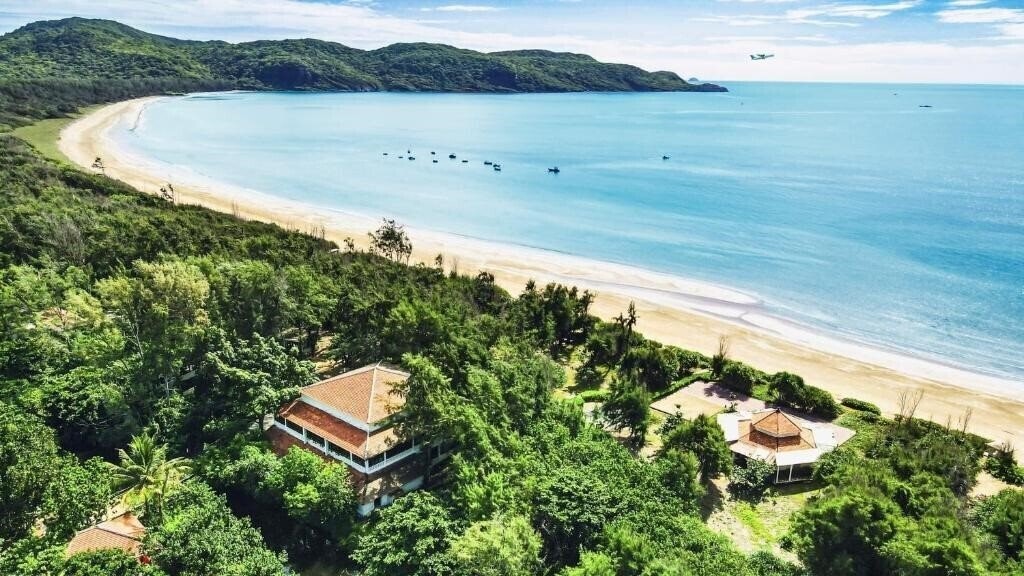 Отель Poulo Condor Boutique Resort & SPA 5*