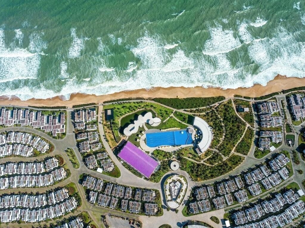 Отель Oceanami Villas & Beach Club - Managed by Oceanami Group 5*