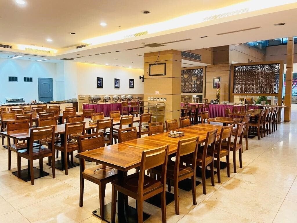 Фотография Nhi Phi Hotel 3*