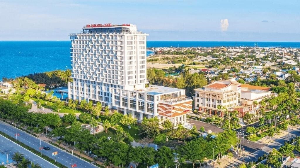 Отель Long Thuan Resort 3*