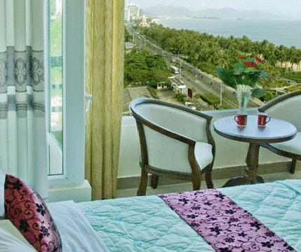 Ngoc Khanh Hotel 2* суреті