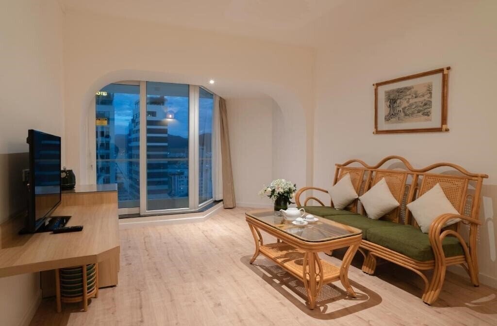 Фото Green World Hotel Nha Trang 4*