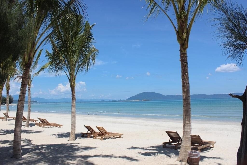 Отель Gm Doc Let Beach Resort & Spa 4*