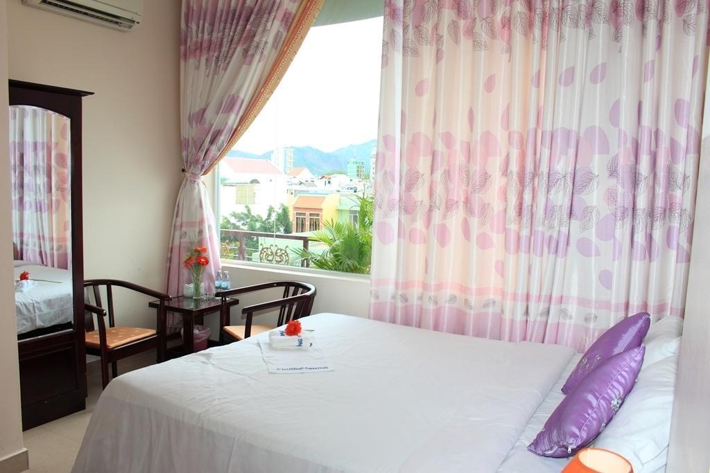 Phuong Nhung Hotel 2* қонақ үйі