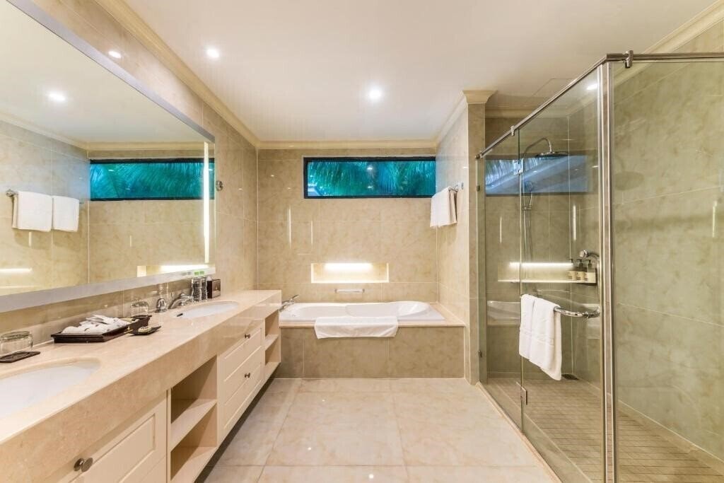 Фото Vinpearl Resort & SPA Nha Trang Bay (ex. Vinpearl Nha Trang Bay Resort & Villas) 5*