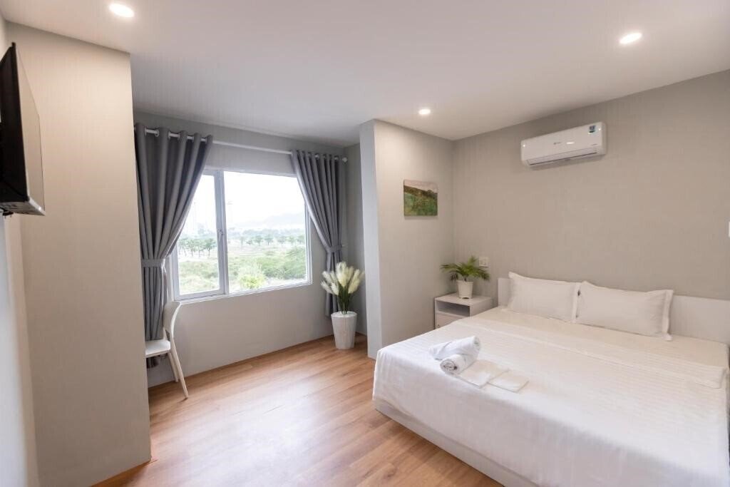 Отель Cosmos Hotel Nha Trang 2*