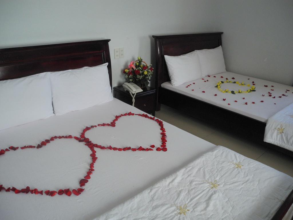 Nam Hong Hotel 2* суреті