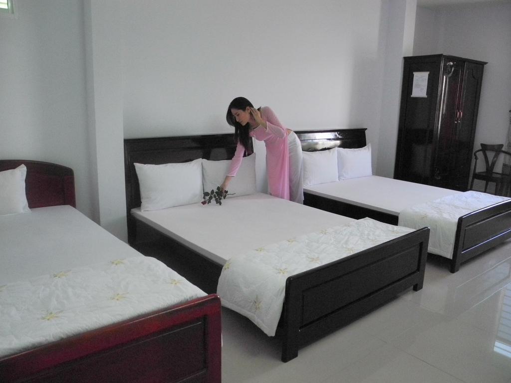 Nam Hong Hotel 2* суреті