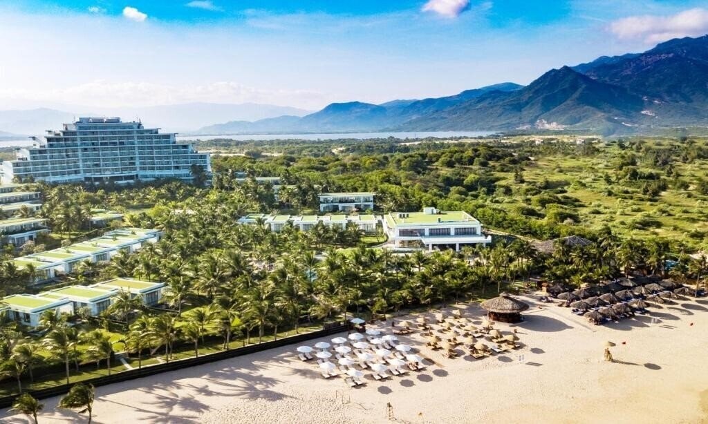 Cam Ranh Riviera Beach Resort & SPA 5* қонақ үйі