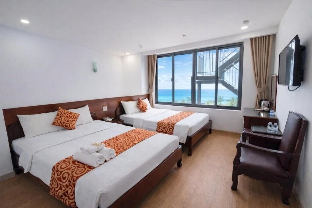 Отель Le Soleil Hotel 3*