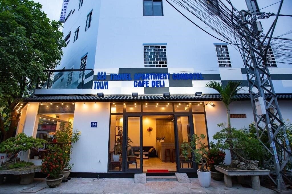 Sea Town Apartment 2* қонақ үйі