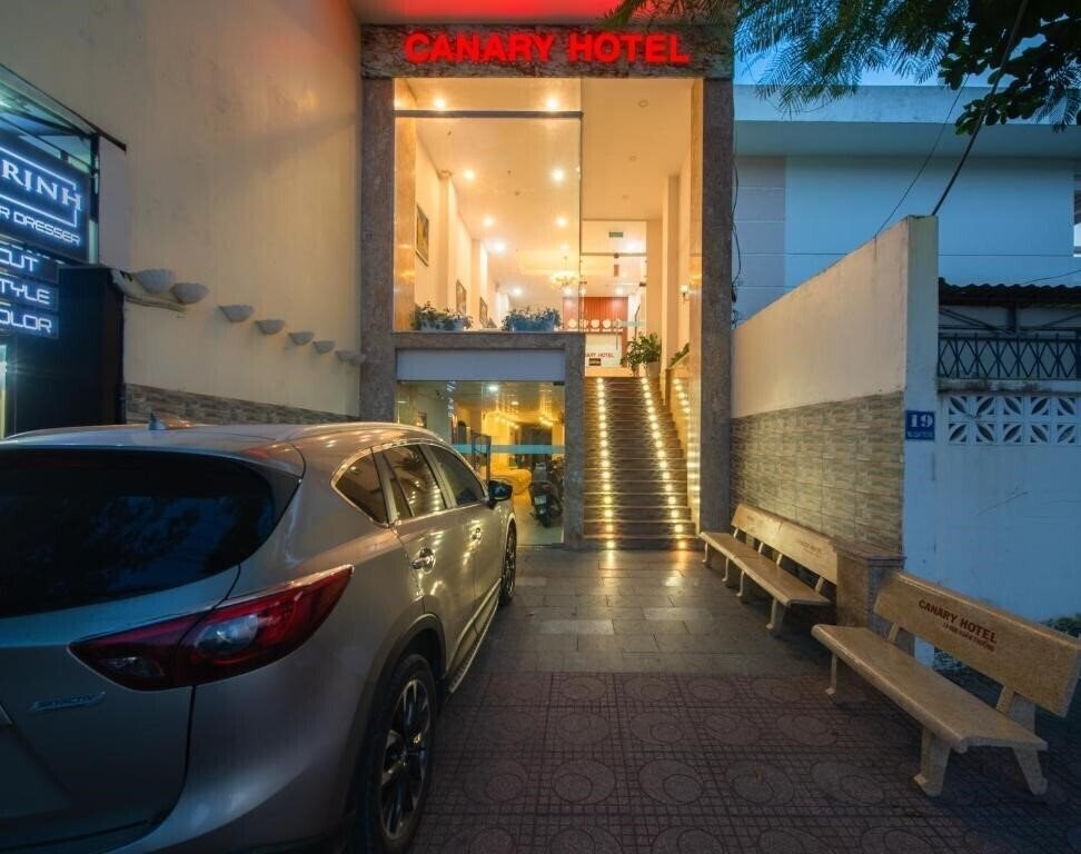 Canary Nha Trang Hotel 2* суреті