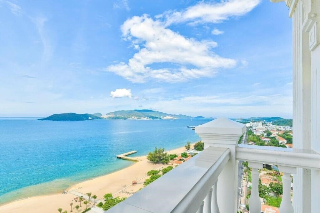 Отель Imperial Nha Trang Hotel 4*