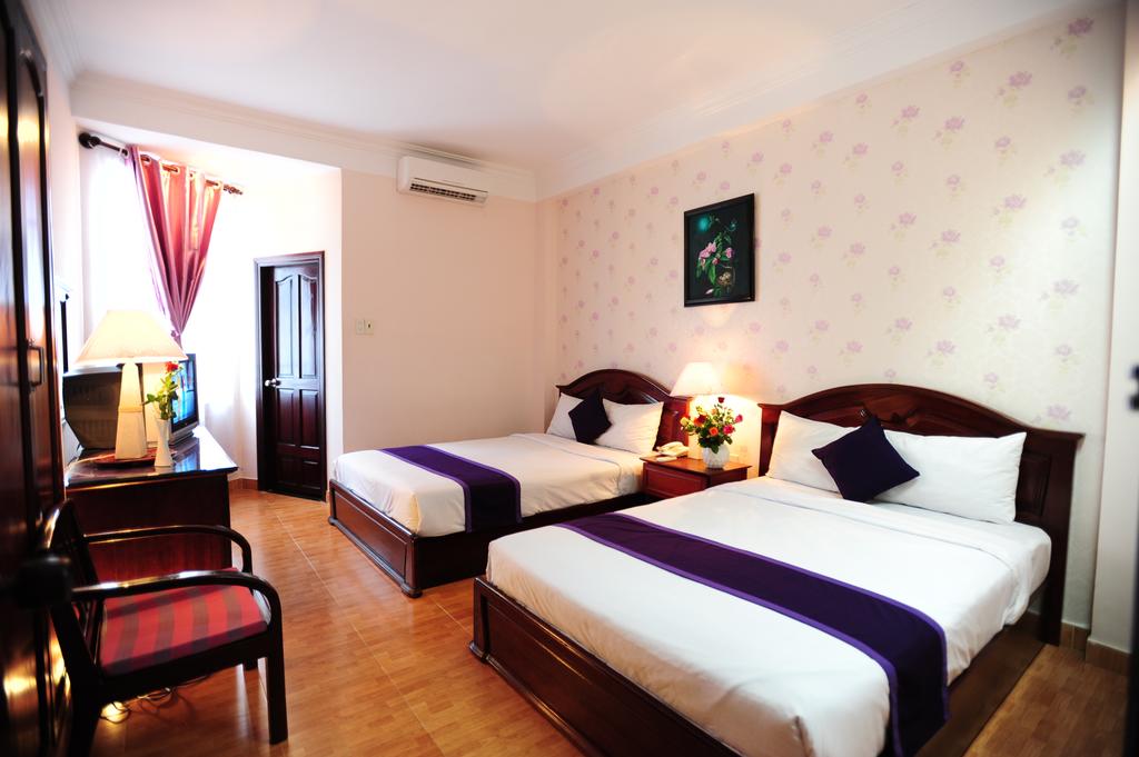 Violet 3* суреті