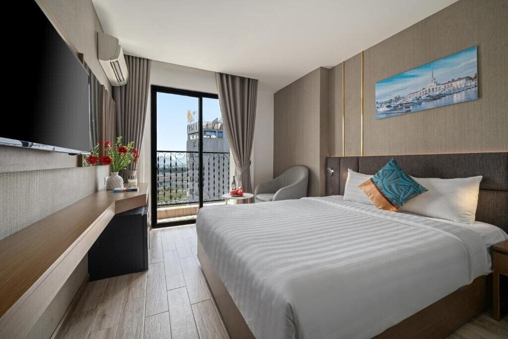 Sochi Hotel Nha Trang 4* фотосуреті