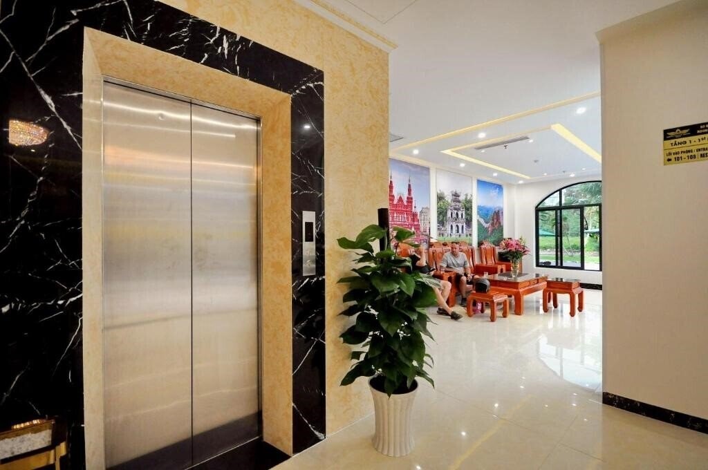 Изображение Crown Nguyen Hoang Hotel 3*