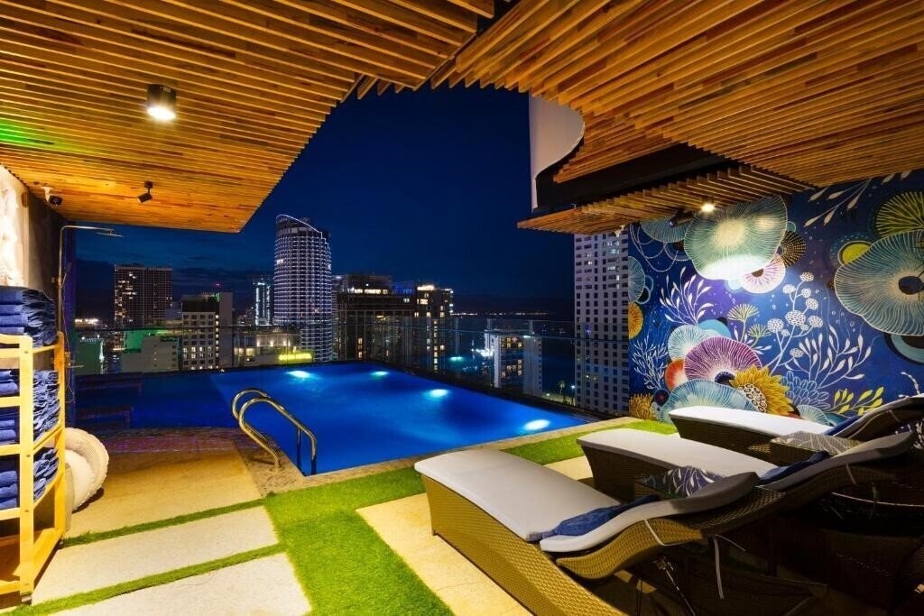 Отель Erica Nha Trang Hotel 4*