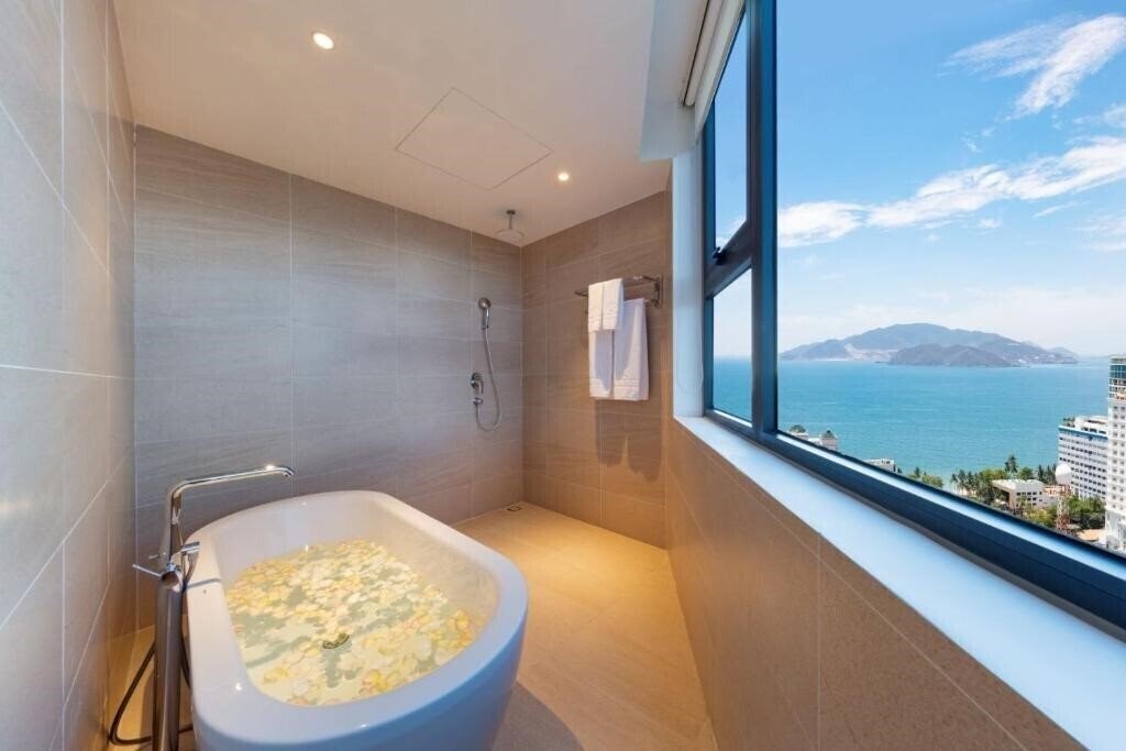 Изображение D'Qua Hotel 5*