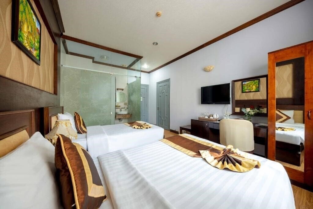 Картинка Rembrandt Hotel Nha Trang 3*