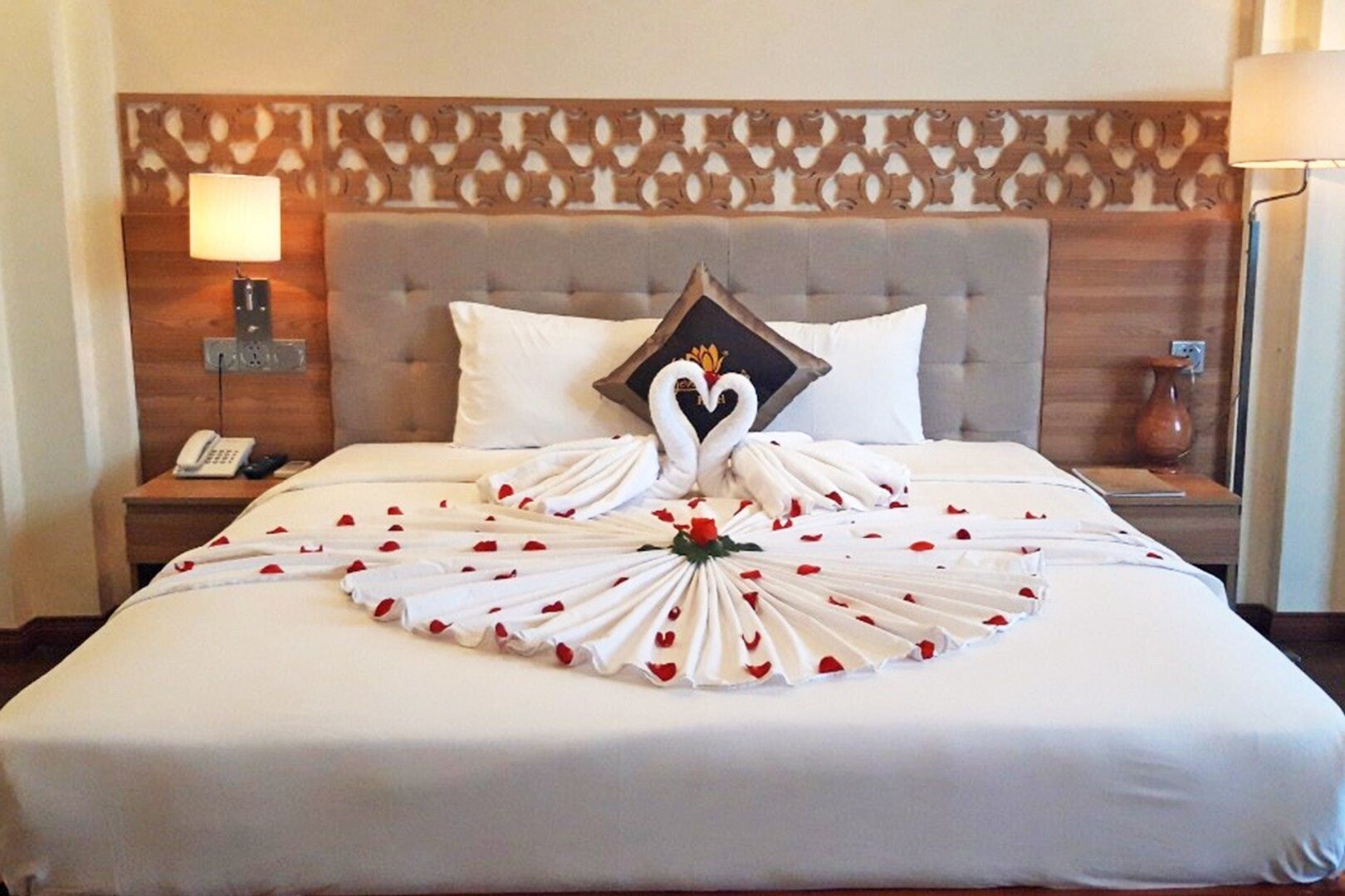 Sen Vang Luxury Hotel 2+* 2* қонақ үйі