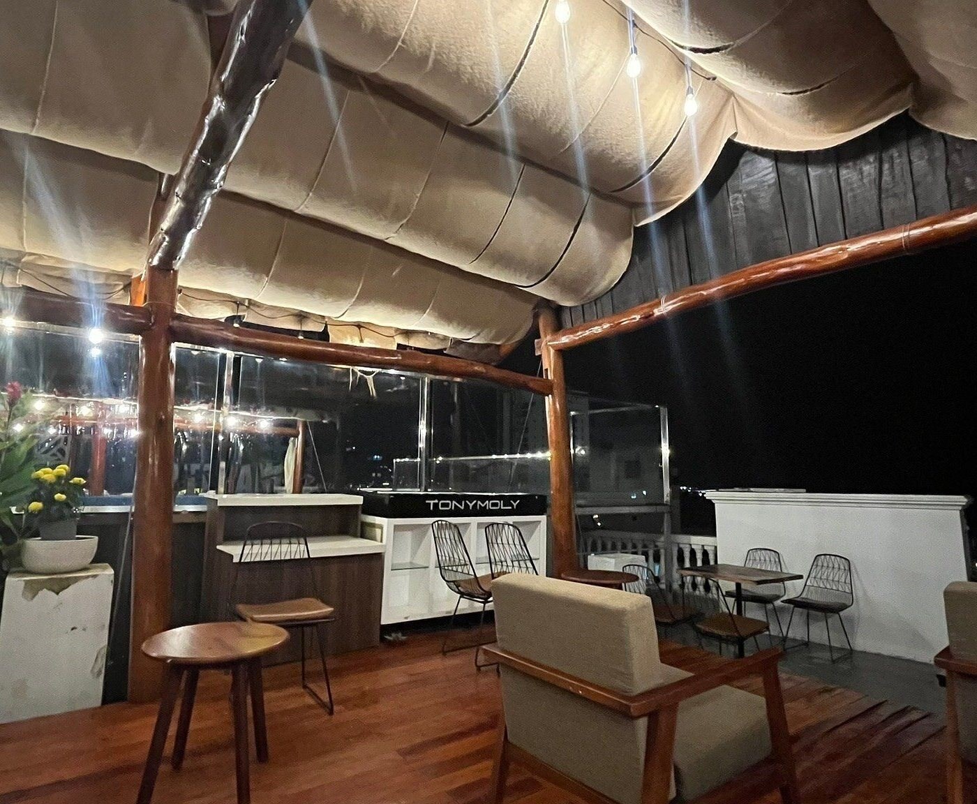 The Nha Trang Business Hotel 3* фотосуреті