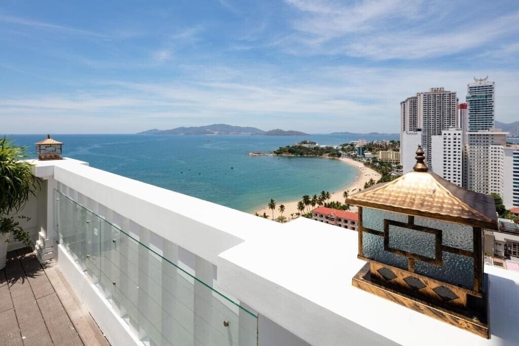 Daphovina Hotel (ex. Aston Nha Trang City Hotel) 4* фотосуреті