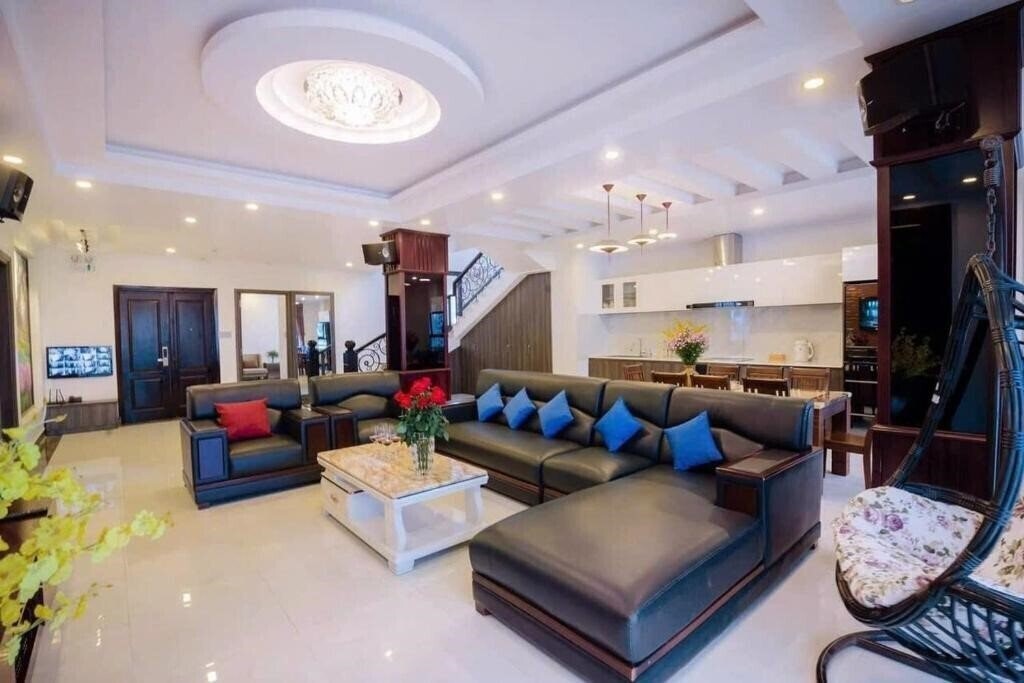 La Casa Hotel Nha Trang 3* суреті