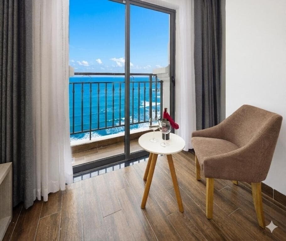 Картинка Hon Chong Retreat Hotel 4*