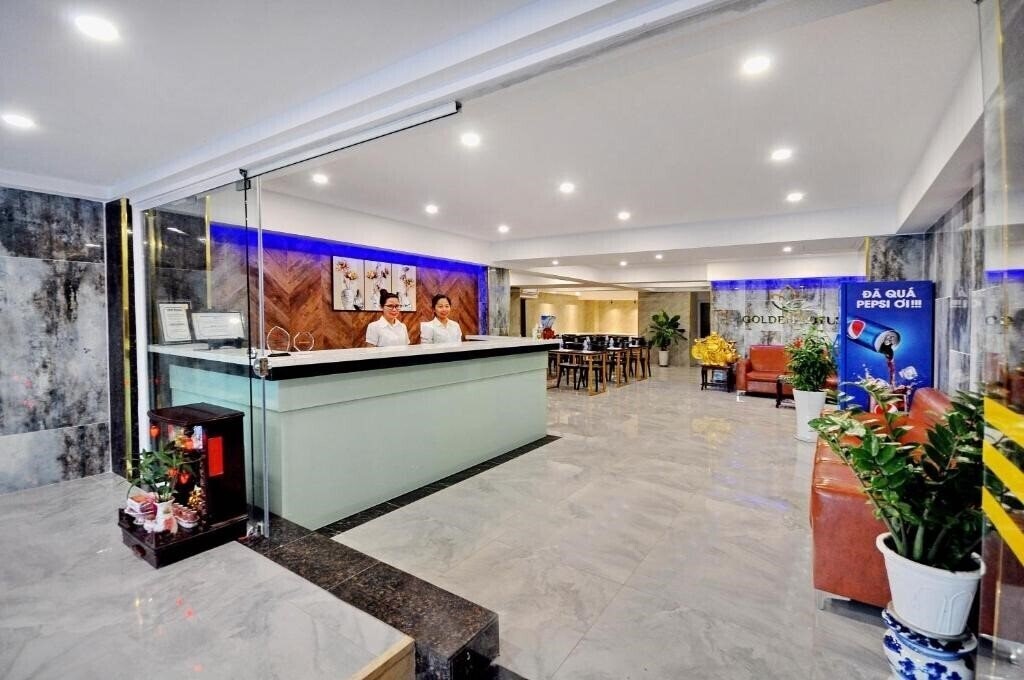 Golden Lotus 3* қонақ үйі