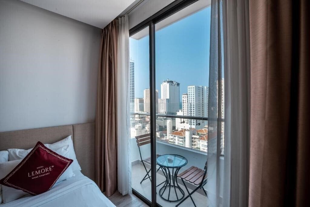 Отель LeMore Hotel Nha Trang 4*
