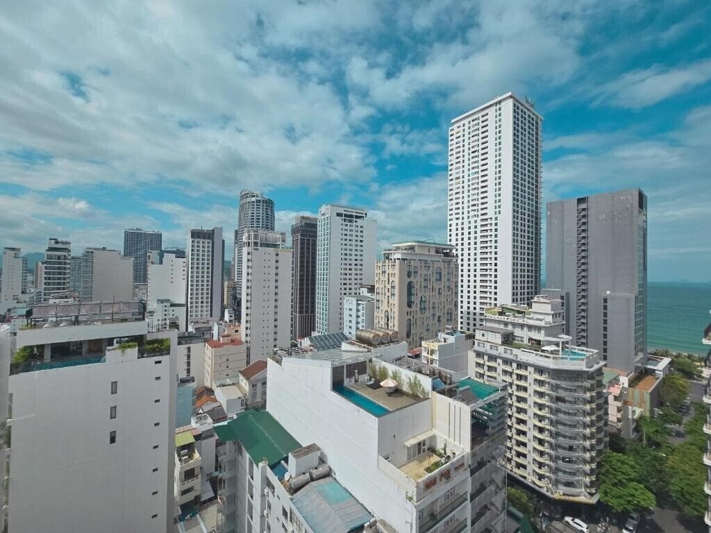 Hermes Hotel Nha Trang 4* фотосуреті