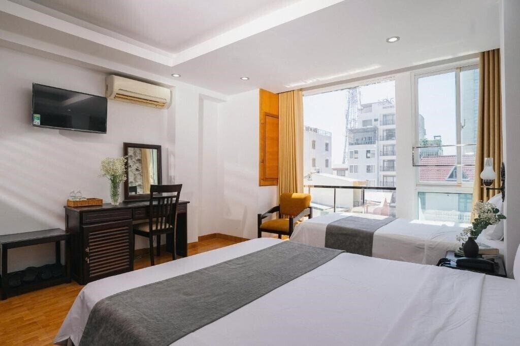 Отель Ola Hotel Nha Trang 3*