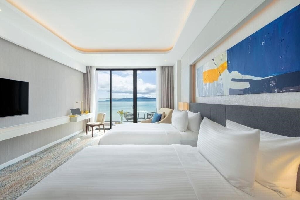 Фото Voco Scenia Bay Nha Trang by IHG 5*