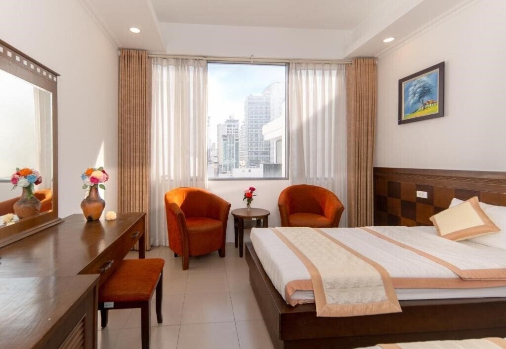Изображение Holiday Central Nha Trang 4*