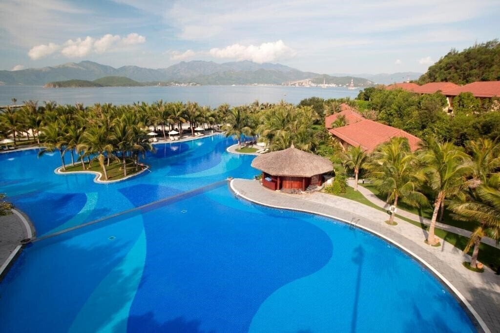 Vinpearl Luxury Nha Trang 5* фотосуреті